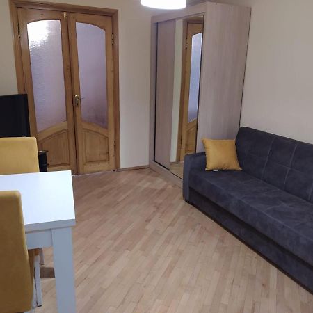 Apartment Dry Bridge Tbilisi ภายนอก รูปภาพ