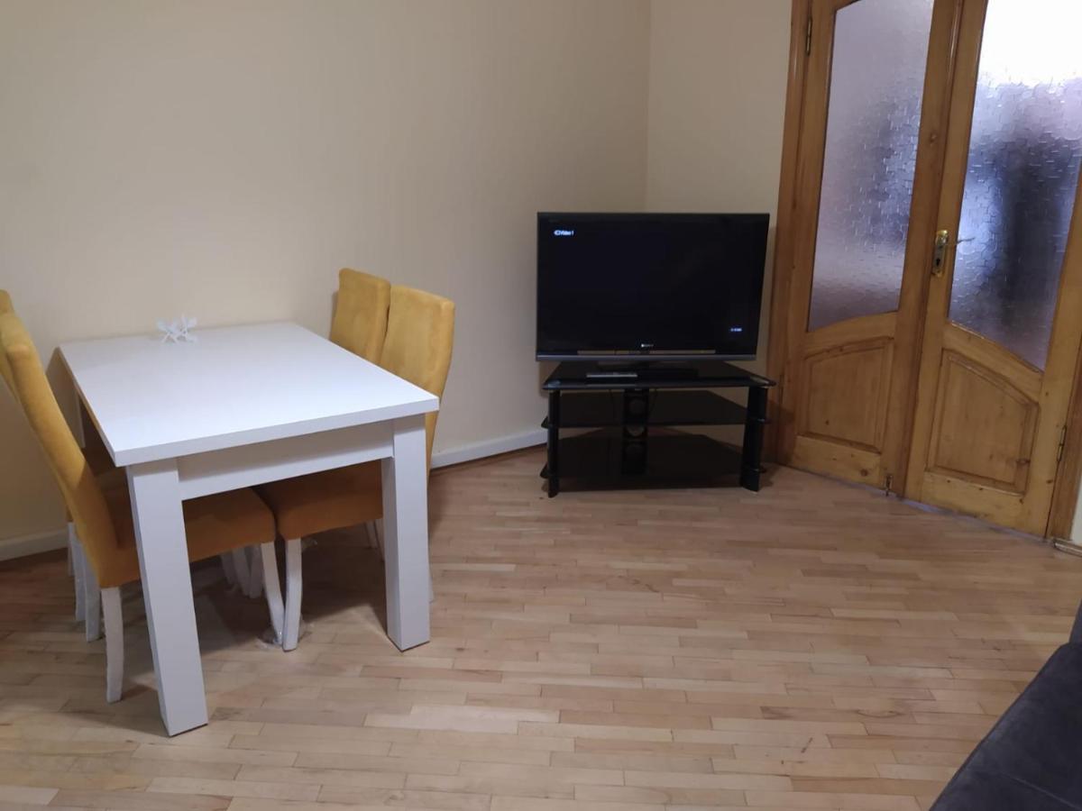 Apartment Dry Bridge Tbilisi ภายนอก รูปภาพ