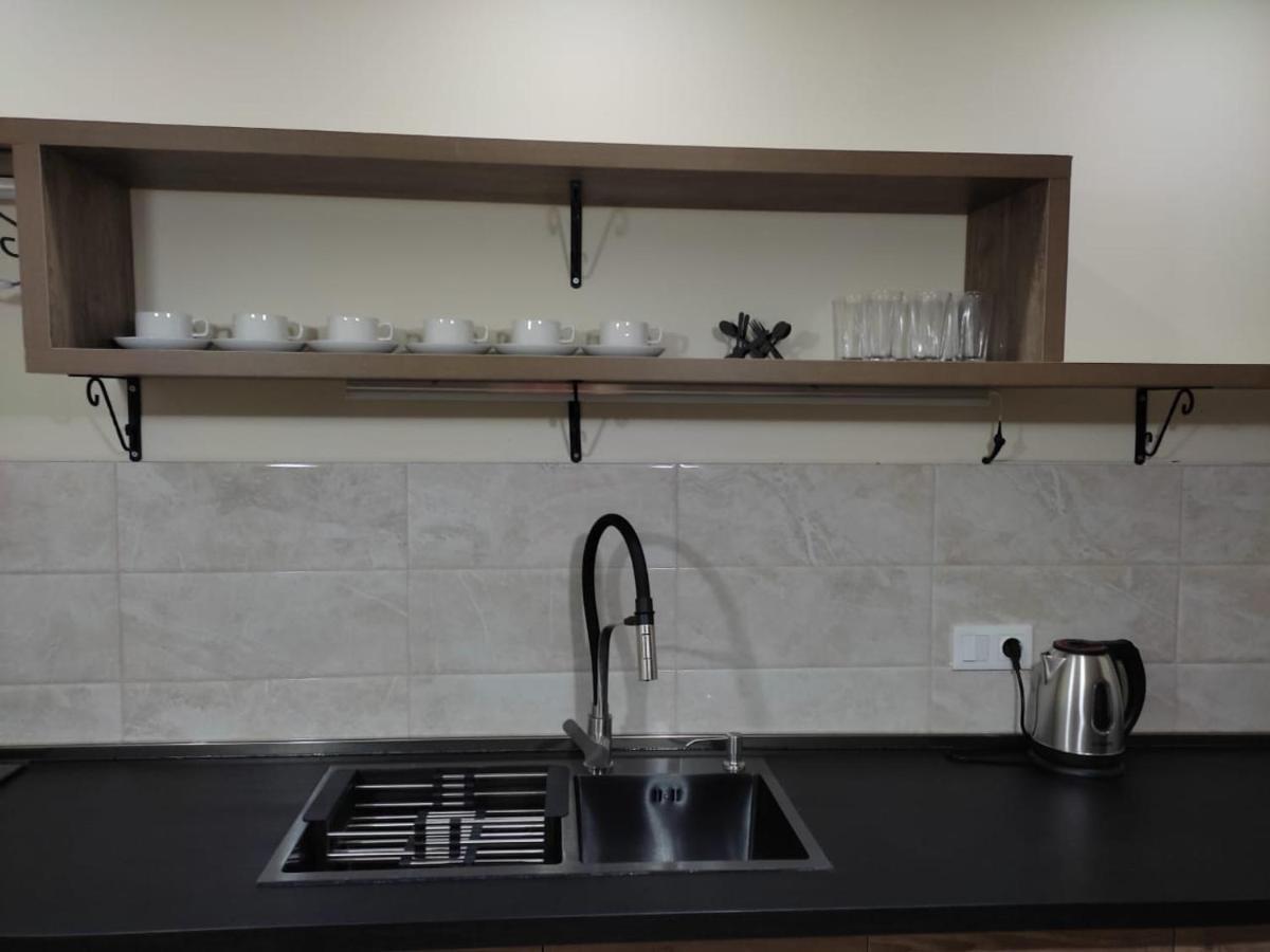 Apartment Dry Bridge Tbilisi ภายนอก รูปภาพ